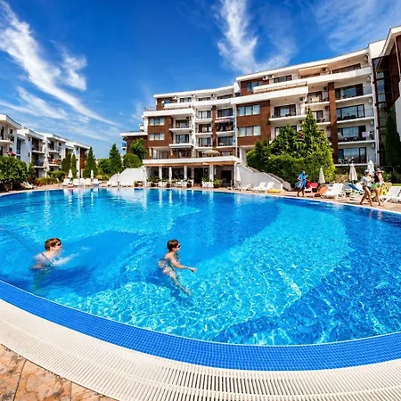 Messambria Prestige & Pools By Noks شقة النايت