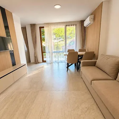 Messambria Prestige & Pools By Noks * النايت