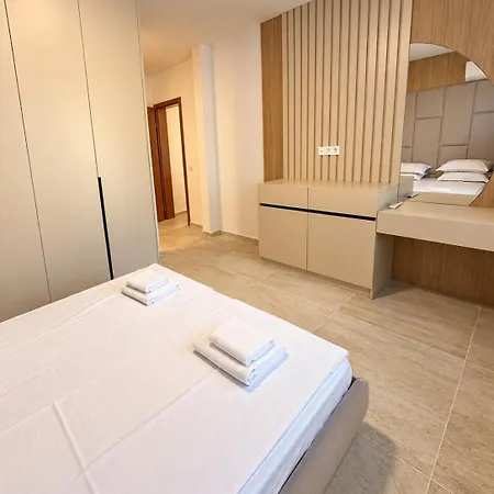 Messambria Prestige & Pools By Noks شقة *