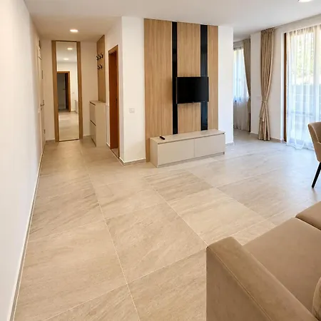 Messambria Prestige & Pools By Noks شقة