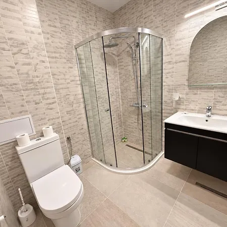 Messambria Prestige & Pools By Noks شقة النايت